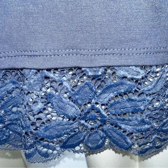 NWOT LACY TRIM TUNIC TOP - Picture 7 of 9